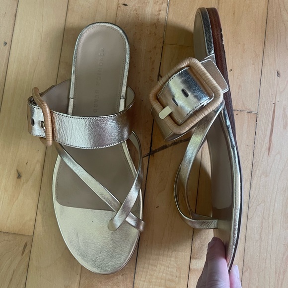 Veronica Beard Gold Slided - Picture 3 of 3